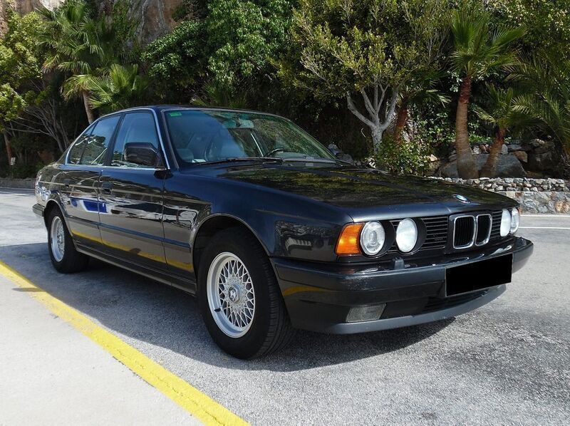 Schwarz Gebraucht 1992 BMW 535 Limousine | 19.535 € - Bild 1/4