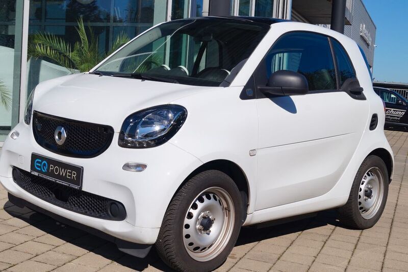Tridionsicherheitszelle weiss Gebraucht 2020 Smart ForTwo Electric Drive Coupé | 8.995 € (Guter Preis) - Bild 1/4