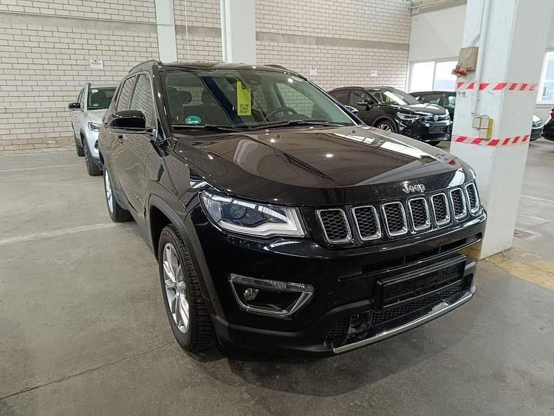 Schwarz Gebraucht 2021 Jeep Compass Limited SUV | 18.249 € (Superpreis) - Bild 1/4