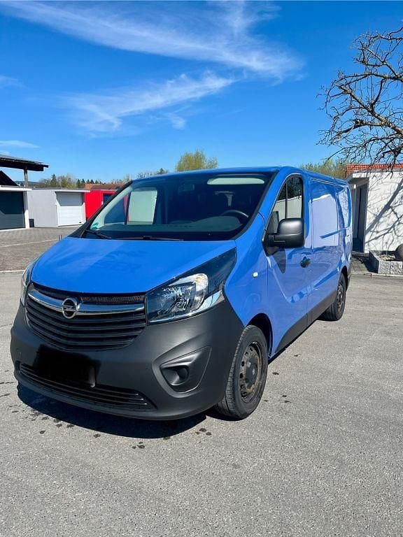 Gebraucht Opel Vivaro 125 PS (91 kW) 2017 Blau Van / Kleinbus
