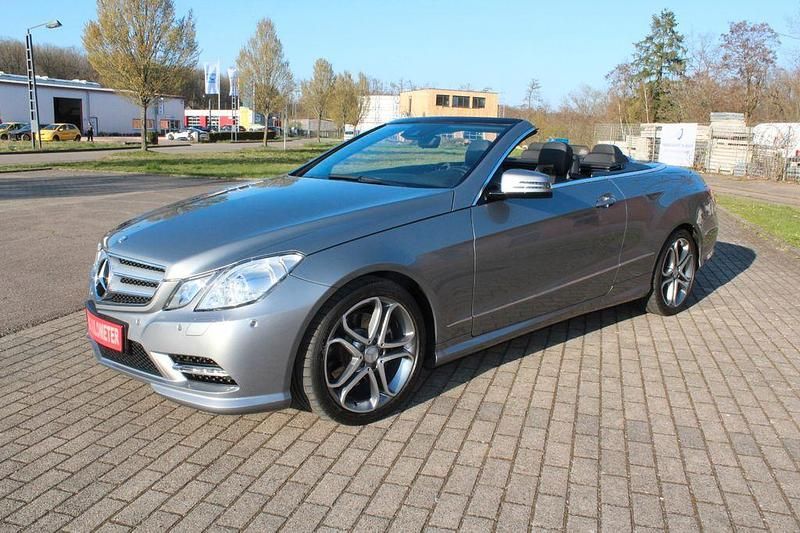 Gebraucht Mercedes E250 AMG 204 PS (150 kW) 2013 Silber Cabrio