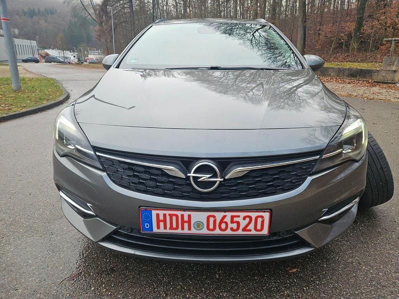 Grau Gebraucht 2020 Opel Astra Kombi | 6.307 € (Superpreis) - Bild 1/4