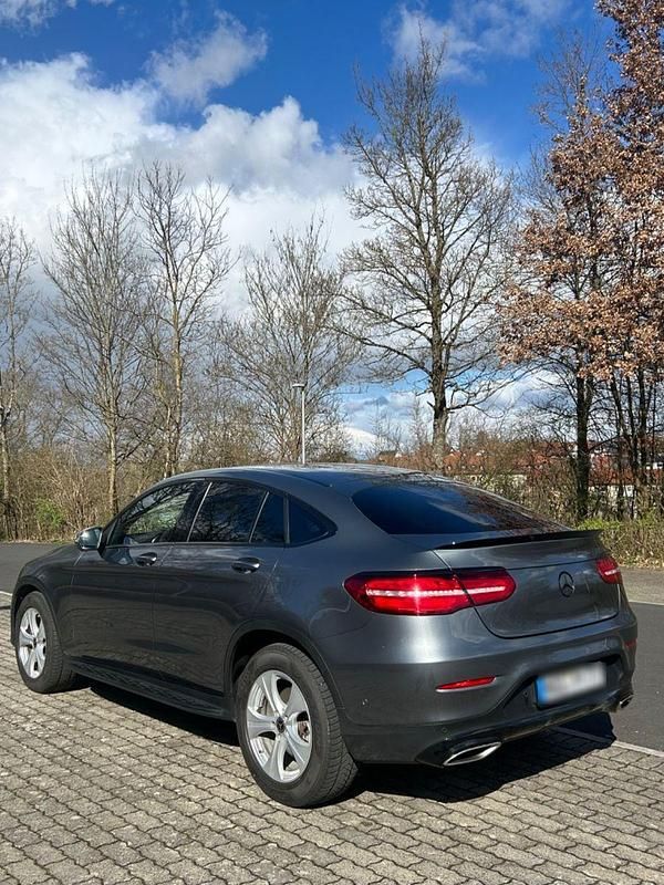 Gebraucht Mercedes GLC250 211 PS (155 kW) 2017 Grau SUV