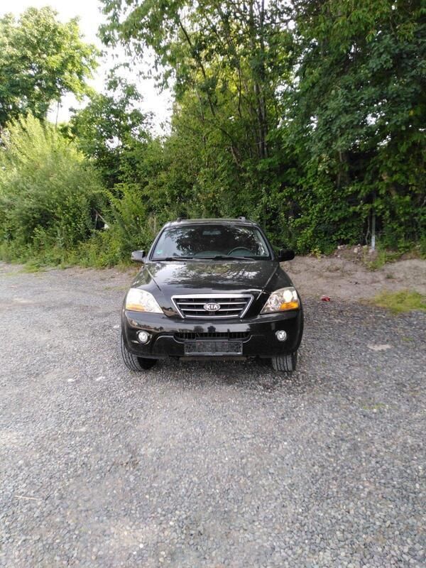 Schwarz Gebraucht 2007 Kia Sorento SUV | 1.150 € (Superpreis) - Bild 1/4
