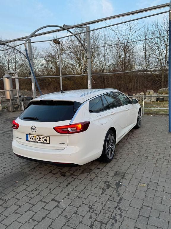 Gebraucht Opel Insignia 136 PS (100 kW) 2020 Weiß Kombi