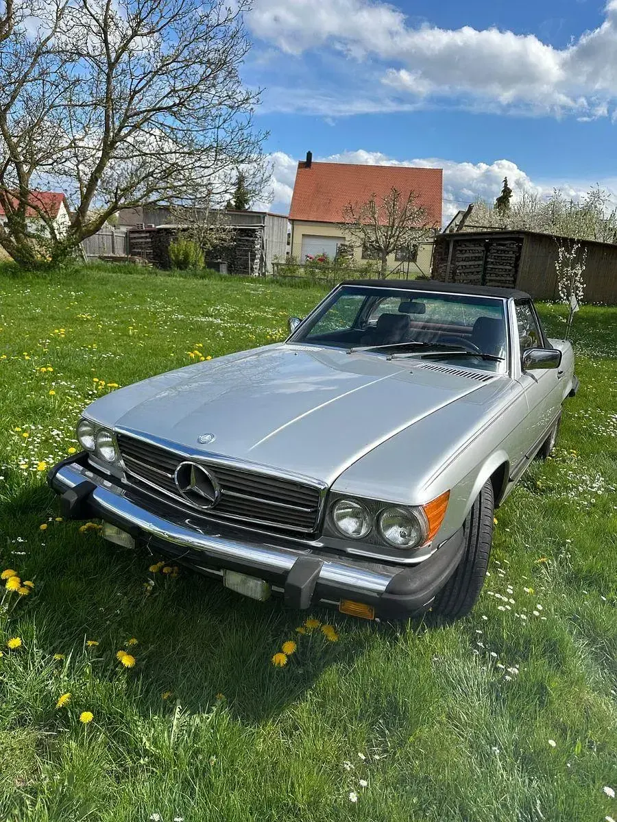 Gebraucht Mercedes 560 230 PS (169 kW) 1988 Silber Cabrio