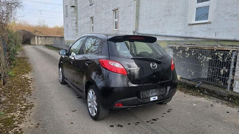 Gebraucht Mazda 2 Inclusive 102 PS (75 kW) 2012 Schwarz Kleinwagen