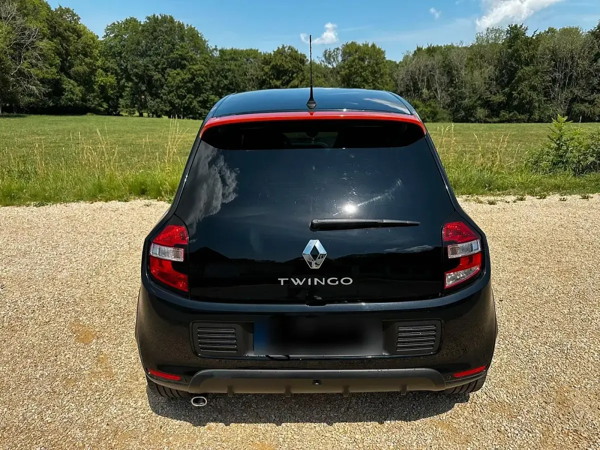 Gebraucht Renault Twingo 90 PS (66 kW) 2018 Schwarz Kleinwagen