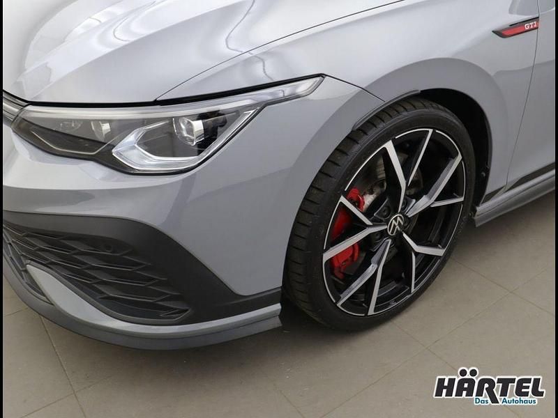 Gebraucht VW Golf VIII GTI Clubsport 300 PS (220 kW) 2022 Mondsteingrau (grey), solid Limousine