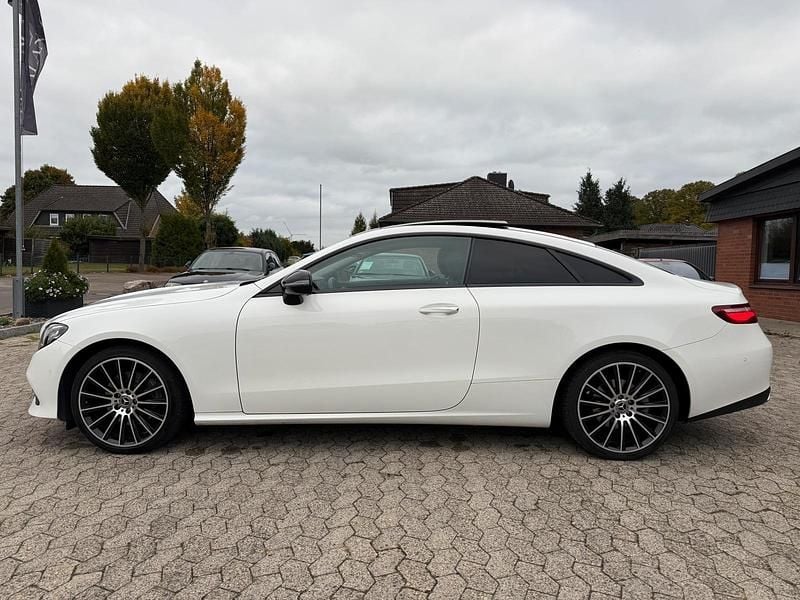 Gebraucht Mercedes E200 184 PS (135 kW) 2017 Weiß Coupé