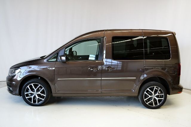 Gebraucht VW Caddy Highline 150 PS (110 kW) 2016 Braun metallic Van / Kleinbus