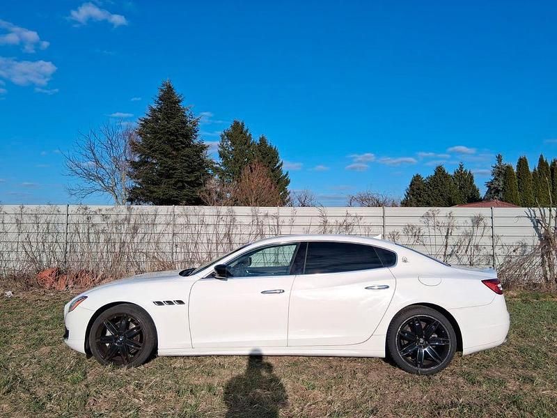 Gebraucht Maserati Quattroporte 275 PS (202 kW) 2014 Weiß Limousine