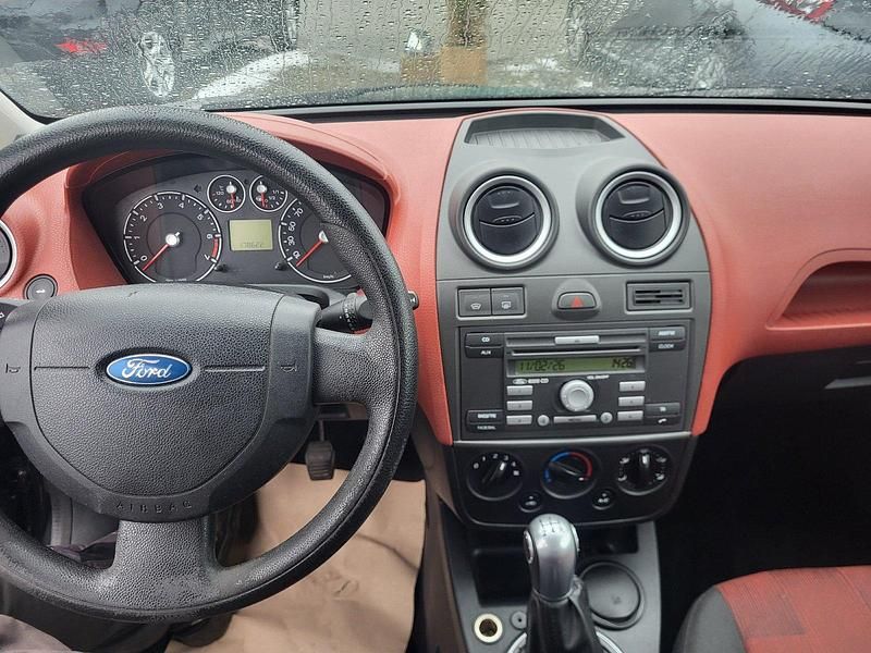 Gebraucht Ford Fiesta 70 PS (51 kW) 2007 Blau Kleinwagen