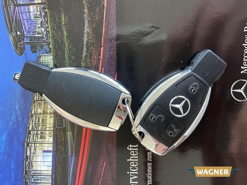 Gebraucht Mercedes GLC250 AMG line 211 PS (155 kW) 2016 Weiß SUV