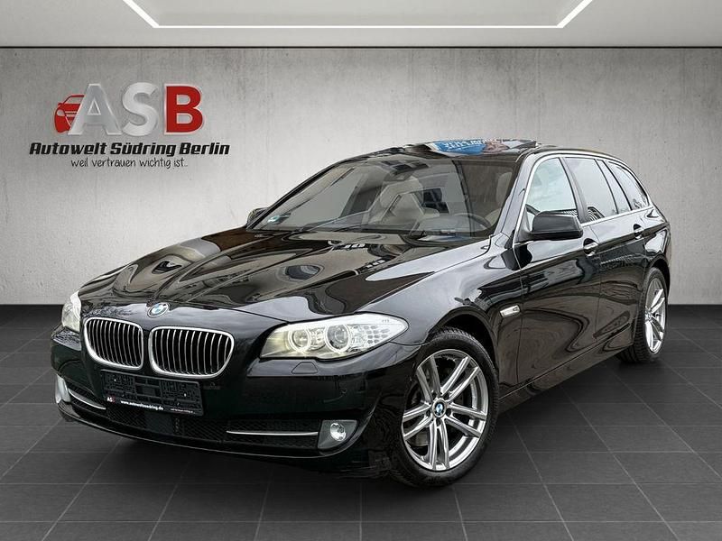 Gebraucht BMW 530 245 PS (180 kW) 2010 Schwarz Kombi