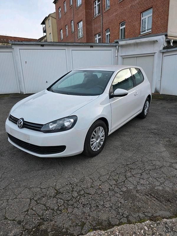 Gebraucht VW Golf VI 101 PS (74 kW) 2010 Kleinwagen