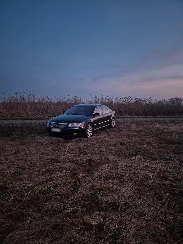 Usata VW Phaeton 335 CV (246 kW) 2005 Blu Berlina