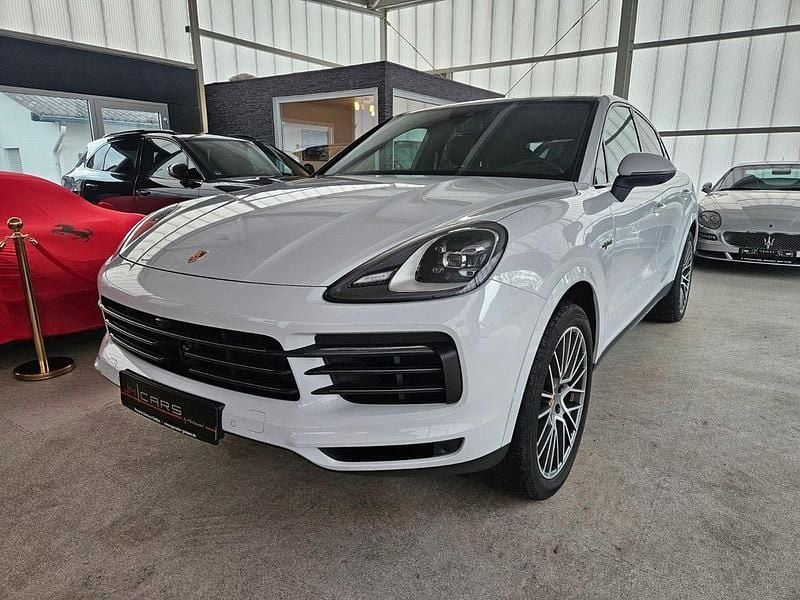 Weiß Gebraucht 2022 Porsche Cayenne Coupe Platinum Edition Coupé | 77.800 € (Fairer Preis) - Bild 1/4