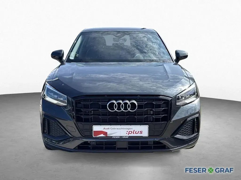 Używany Audi Q2 Advanced Plus 150 KM (110 kW) 2025 Szary SUV