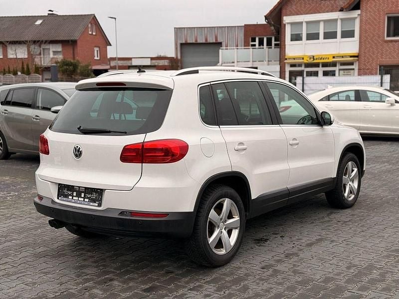 Gebraucht VW Tiguan Sportline 110 PS (80 kW) 2012 Weiß SUV
