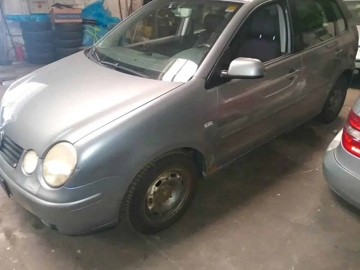Gebraucht VW Polo 86 PS (63 kW) 2004 Grau Kleinwagen