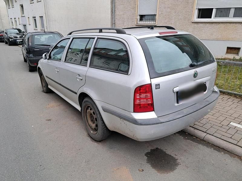 Gebraucht Skoda Octavia 116 PS (85 kW) 2003 Silber Kombi
