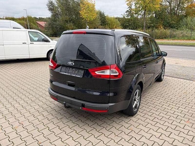 Gebraucht Ford Galaxy 163 PS (119 kW) 2011 Schwarz Van / Kleinbus