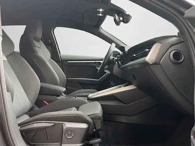 Gebraucht Audi A3 Sportback e-tron Advanced Plus 204 PS (150 kW) 2023 Manhattangrau metallic Kleinwagen