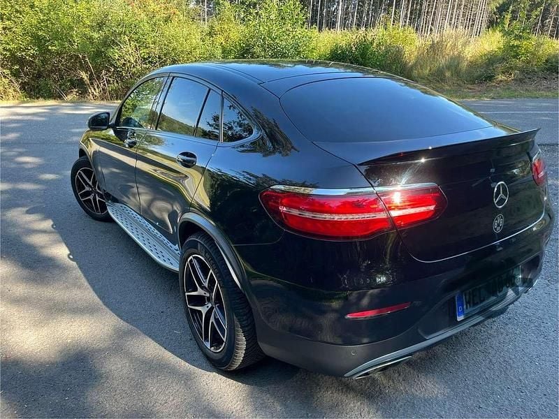 Schwarz Gebraucht 2018 Mercedes GLC43 AMG AMG Coupé | 38.250 € (Guter Preis) - Bild 1/4