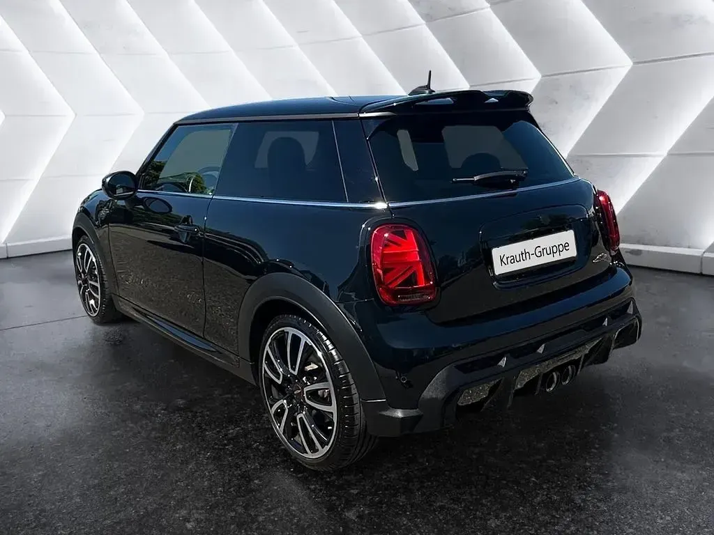 Gebraucht Mini John Cooper Works 231 PS (169 kW) 2023 Schwarz Kleinwagen