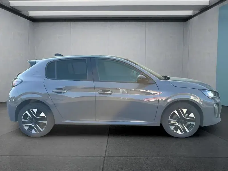 Neu Peugeot 208 145 PS (106 kW) 2025 Grau Kleinwagen
