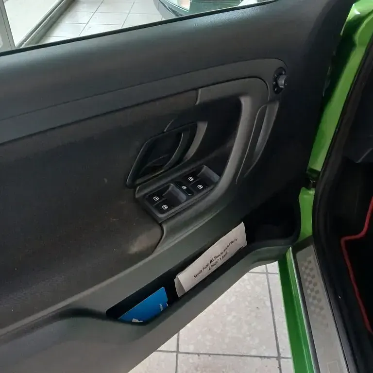 Gebraucht Skoda Fabia RS 179 PS (131 kW) 2011 Grün Limousine