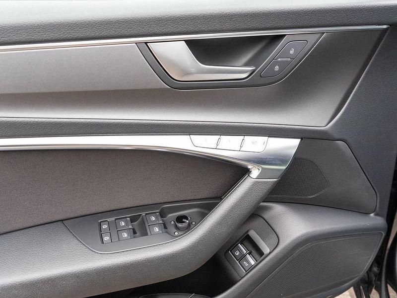 Gebraucht Audi A6 S-Line 299 PS (219 kW) 2022 Daytonagrau perleffekt Kombi