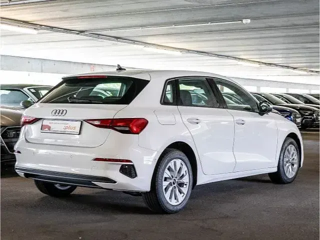 Gebraucht Audi A3 204 PS (150 kW) 2023 Ibisweiß Limousine