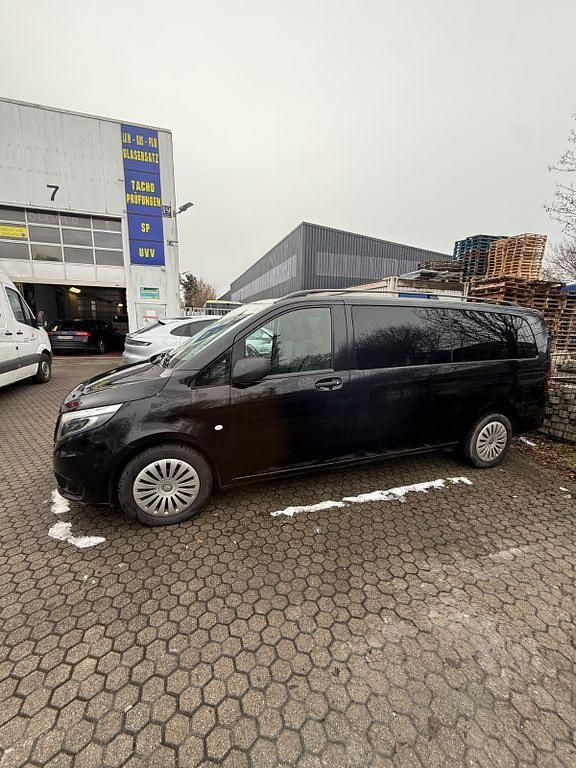 Gebraucht Mercedes Vito 190 PS (139 kW) 2016 Schwarz Van