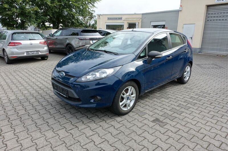 Blau Gebraucht 2009 Ford Fiesta Ambiente Kleinwagen | 1.990 € (Fairer Preis) - Bild 1/4
