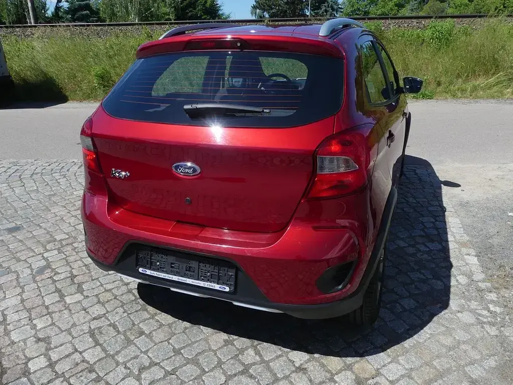 Gebraucht Ford Ka Plus Active 86 PS (63 kW) 2018 Rot Kleinwagen