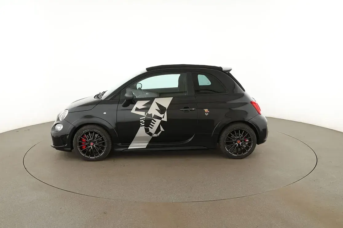Gebraucht Abarth 595C Competizione 180 PS (132 kW) 2021 Schwarz Cabrio