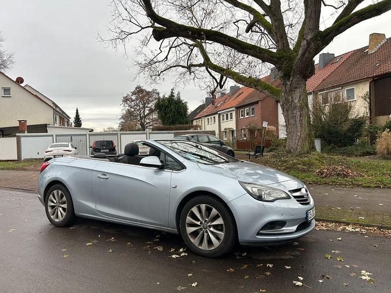 Gebraucht Opel Cascada Innovation 165 PS (121 kW) 2014 Grau Cabrio
