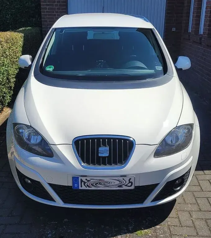 Gebraucht Seat Altea Copa 105 PS (77 kW) 2013 Weiß Van / Kleinbus