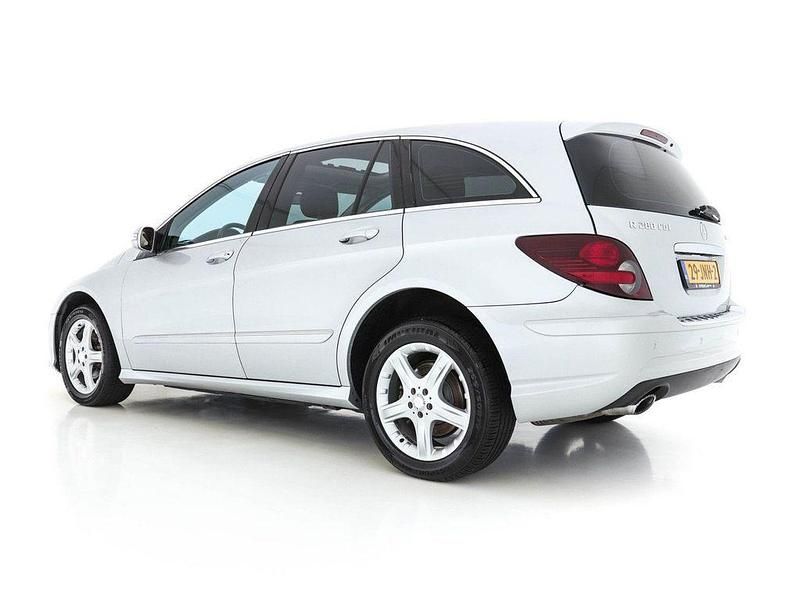 Gebraucht Mercedes R280 AMG 190 PS (139 kW) 2009 Grau Van / Kleinbus