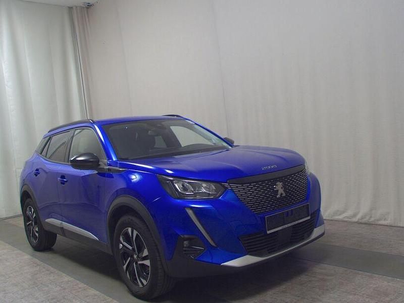 Gebraucht Peugeot 2008 Active 131 PS (96 kW) 2022 Blau SUV