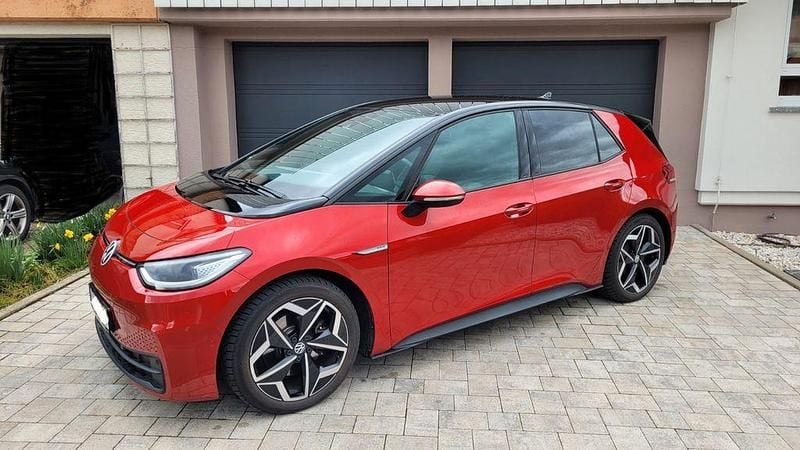Gebraucht VW ID.3 Pro 150 kW (204 PS) 2022 Rot Kleinwagen