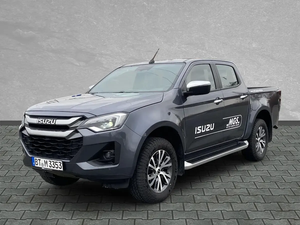 Gebraucht Isuzu D-Max 163 PS (119 kW) 2024 Obsidian grey Pickup