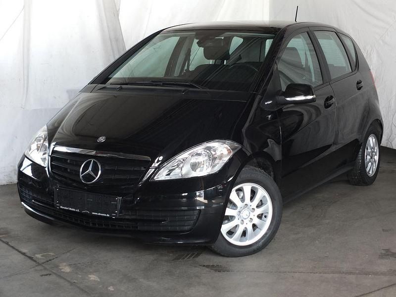 Gebraucht Mercedes A160 95 PS (69 kW) 2010 Schwarz Limousine