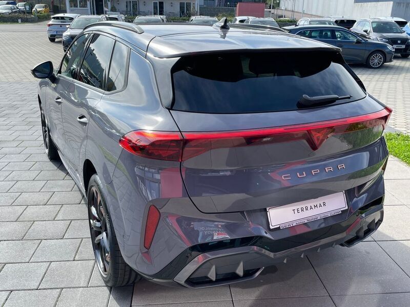 Gebraucht Cupra Terramar VZ 265 PS (194 kW) 2025 Grau SUV