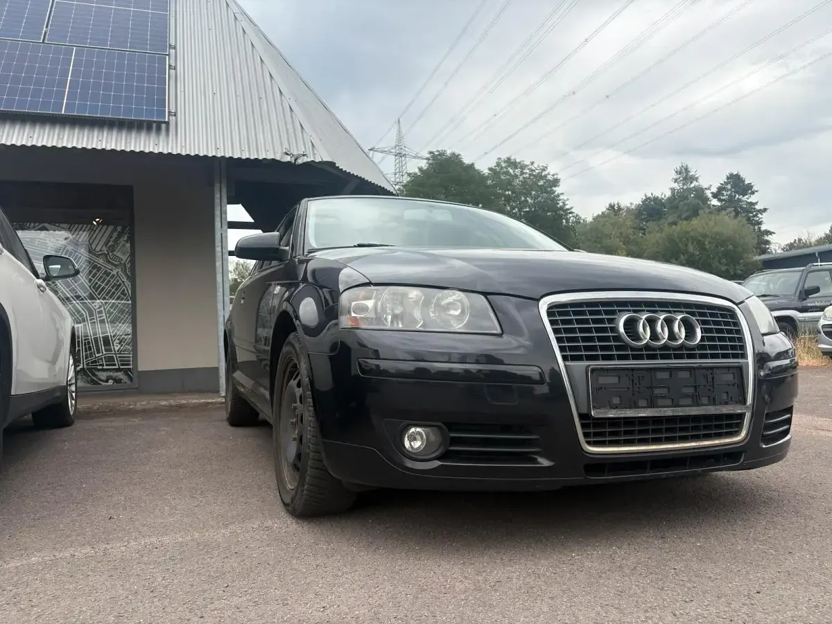 Gebraucht Audi A3 102 PS (75 kW) 2006 Schwarz Kleinwagen