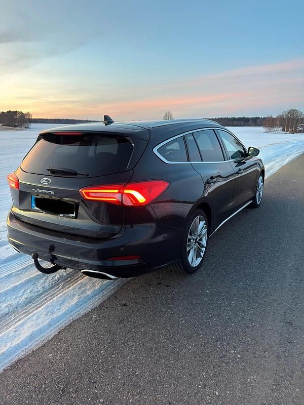 Gebraucht Ford Focus Vignale 150 PS (110 kW) 2020 Schwarz Kombi