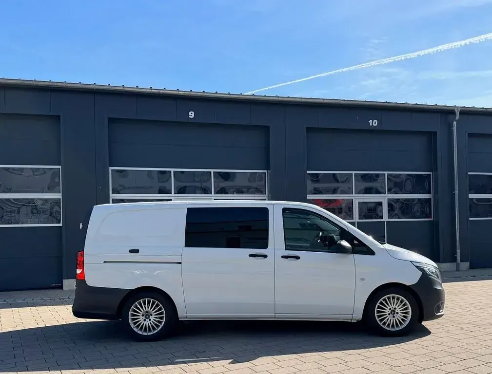 Gebraucht Mercedes Vito 190 PS (139 kW) 2019 Weiß Van