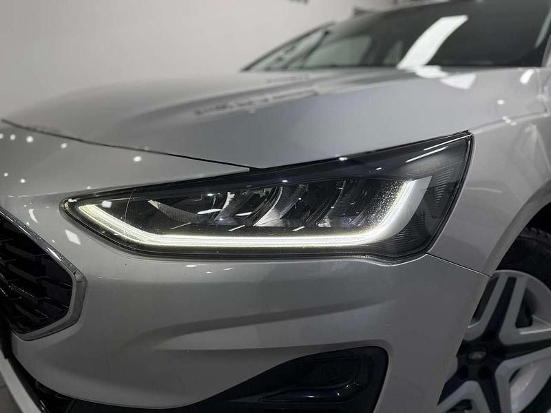 Gebraucht Ford Focus 120 PS (88 kW) 2022 Silber Kombi